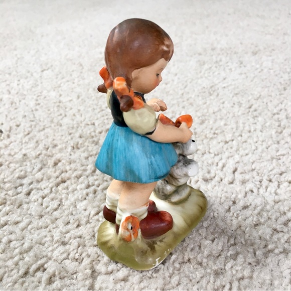 Vintage 1950s Arnart 5th Ave GIRL AND DOG Hand Painted Porcelain Figurine 4 3/8” - Picture 4 of 12